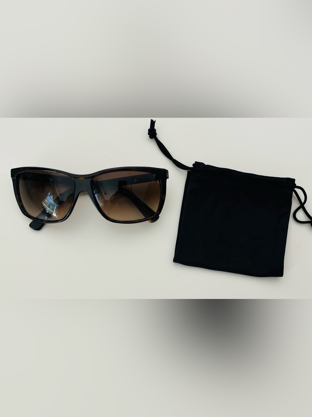 Gucci Tortoiseshell & Black Sunglasses with Gold Logo Plaque